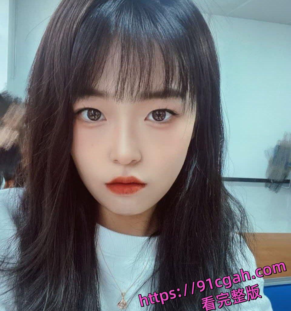 老公开着迈巴赫出轨,女大学生知三当三,老婆到宿舍楼下准备找女生算帐-6