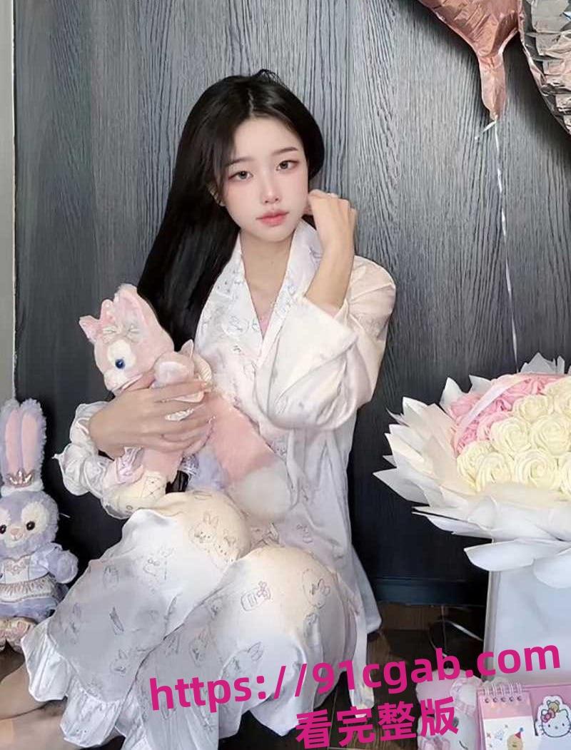 河南银行实习生张文静不雅视频流出 被男友调教成淫骚母狗！-1