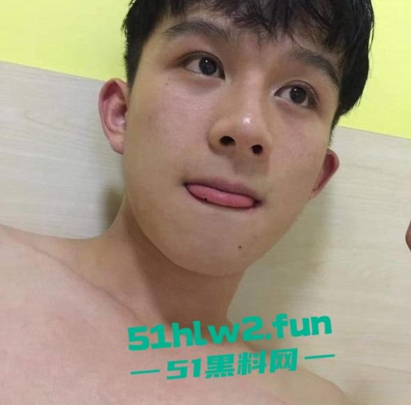 娱乐圈大瓜!陈情令主演【漆培鑫】与女制片人【张皓炘】多次发生关系聊天记录裸聊曝光,昔日情人反目成仇!-24