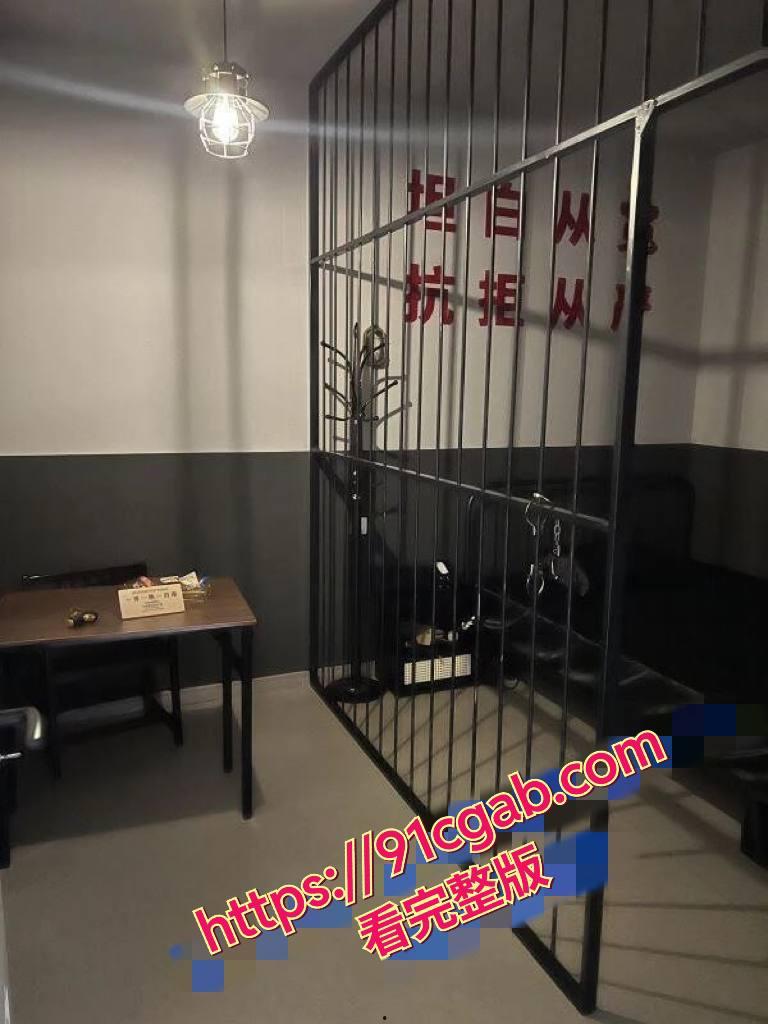 长沙日式电影换装SPA新店被端:制服诱惑卖淫窝点曝光,600元空姐秘书老师随便玩!-4