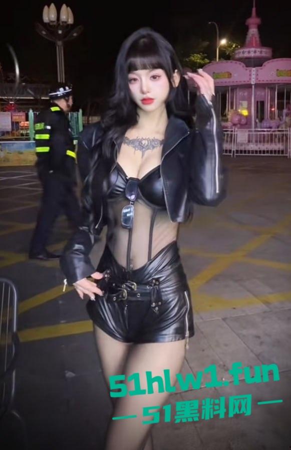 东莞夜场女DJ【刘晓露】爆出圈钱黑料,18岁小母狗圈老板钱还肆无忌惮出轨,当舔狗被甩锤得脸都没了!-8