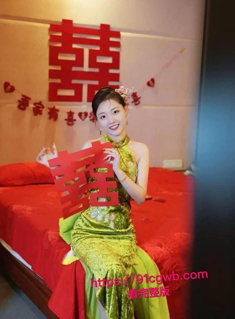 厦门极品人妻 刘思琪 婚前不雅视频流出 纤指掰逼自慰高潮白浆四溢 玉足足交挑逗 让人浴火焚身!-5