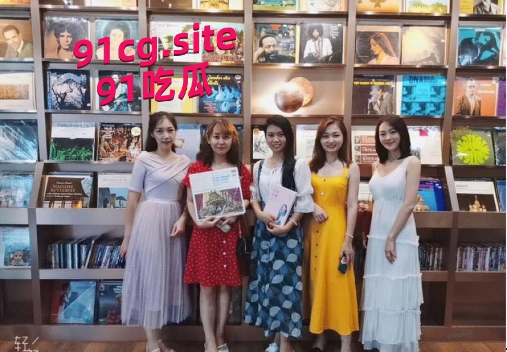 这也太炸裂了,大三外甥让舅舅接了两次女朋友却被接到床上了-1