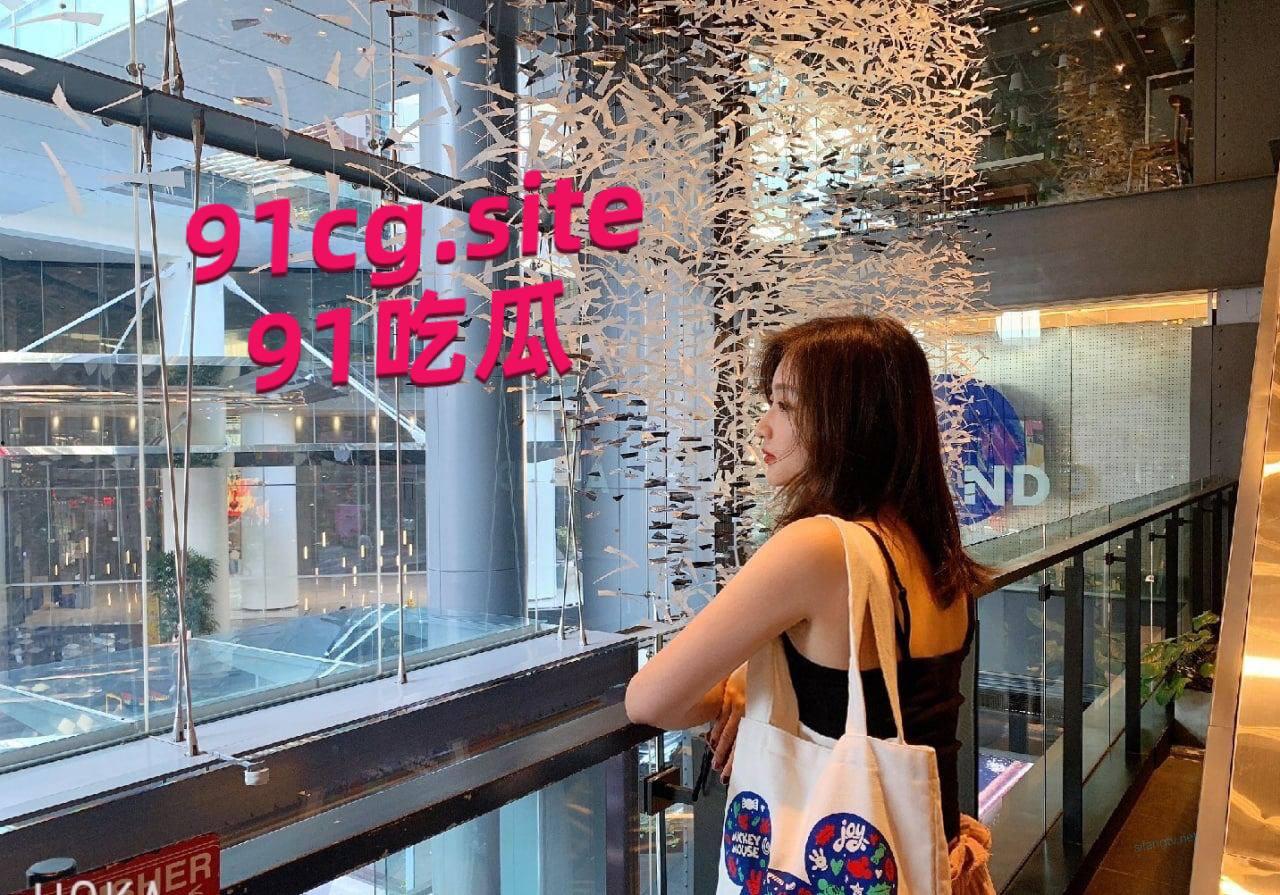 这也太炸裂了,大三外甥让舅舅接了两次女朋友却被接到床上了-6