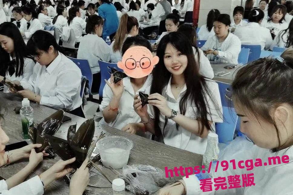 济南护理学院周莎莎:学生妹背男友约炮已婚男,露脸口交毒龙视频实锤!-1