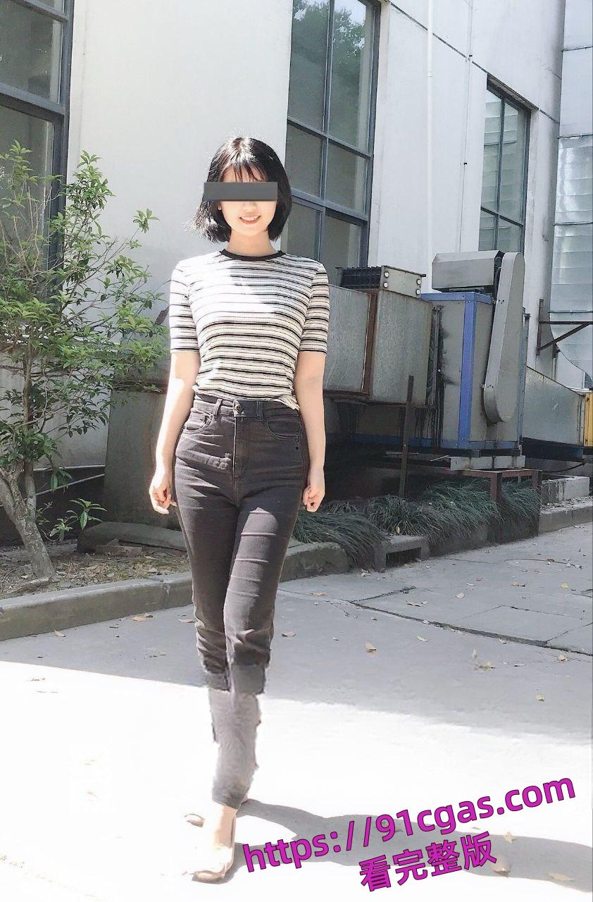 云盘泄密!极品白领OL在爬床的功夫上,是越爬越高了,几任男朋友都是公司的高层-4