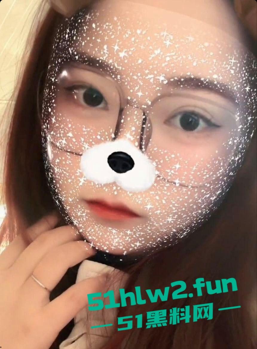 邯郸微胖骚货【钱晶晶】又骚又浪,微信激情视频泄露,男友录屏疯传,舔嘴娇喘主动掀裙,床上不得翻天?-6