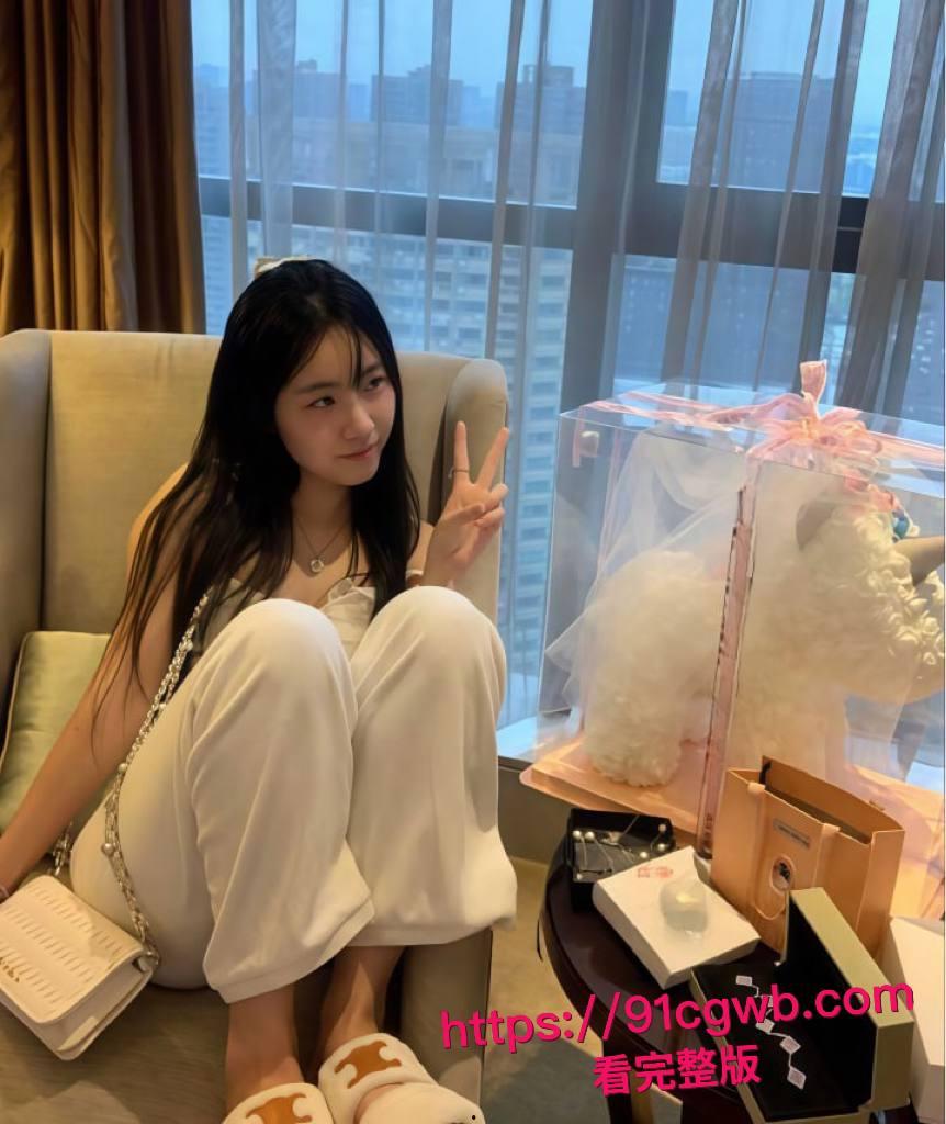 微博反差网红“悲伤口袋小狗”欲望脸口交吃鸡笑开颜!高颜值清纯母狗自慰口交合集,母狗本性暴露无遗!-6