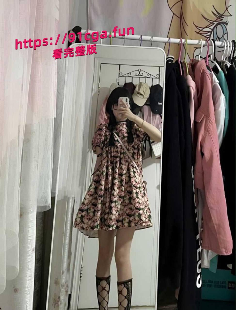 04年苏州科技大学美女学生 【邹妍】,勤工俭学计划,主动找到好心人资助学业 #苏科大校花 #包养学生妹 #极品大学生 #曝光-2