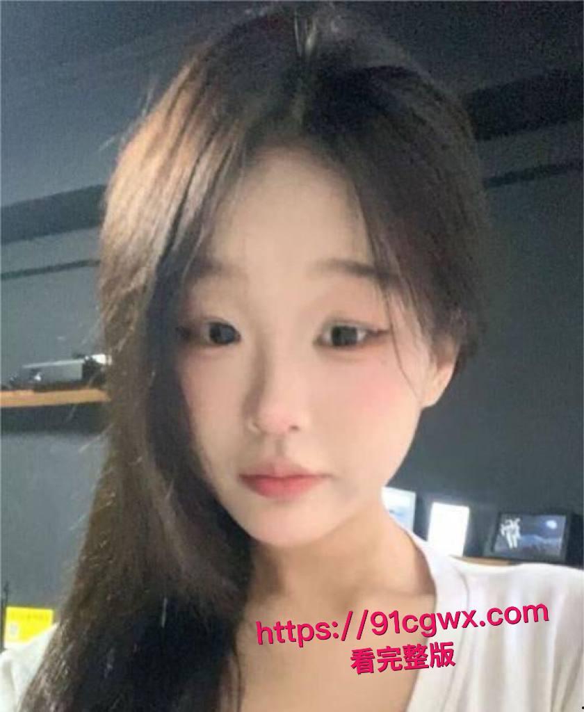 高二妹子同居偷情实录,朋友挖墙脚得手,放学直奔男友家后入啪啪,小身板撞得一塌糊涂嫩逼内射狂喷!-4