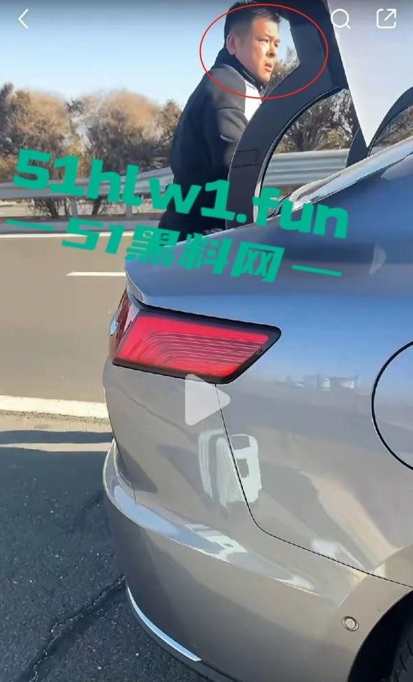 顺风车天津高速扔下乘客事件,细节曝光后许多网友支持顺风车这种麻烦女故意蹭热度吗-8