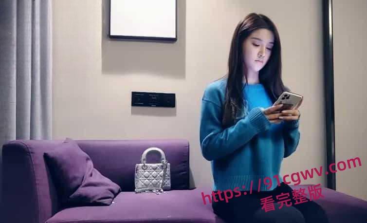 神似欧阳娜娜校花女神为了赚零花,下海兼职卖身约啪口活很棒,后入更爽 。-3