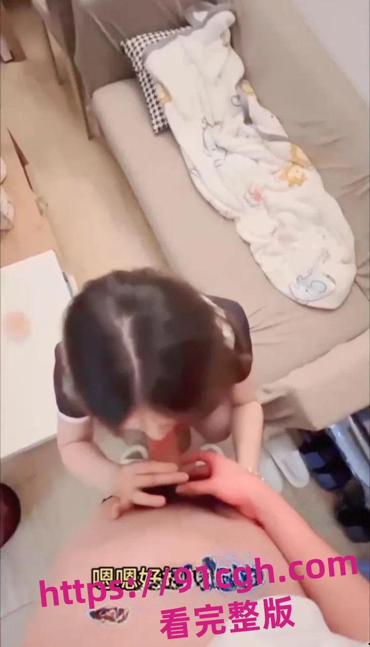 约炮夜店里的骚鸡是什么体验?鸡巴插进会全自动转圈 必须站起来蹬-2