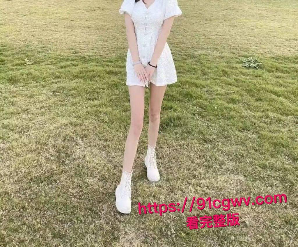 校园清纯学生妹沦陷在金主胯下!青春妹子化身母狗上位骑乘摇奶狂喷水,被颜射满脸舔屌吞精超反差!-6