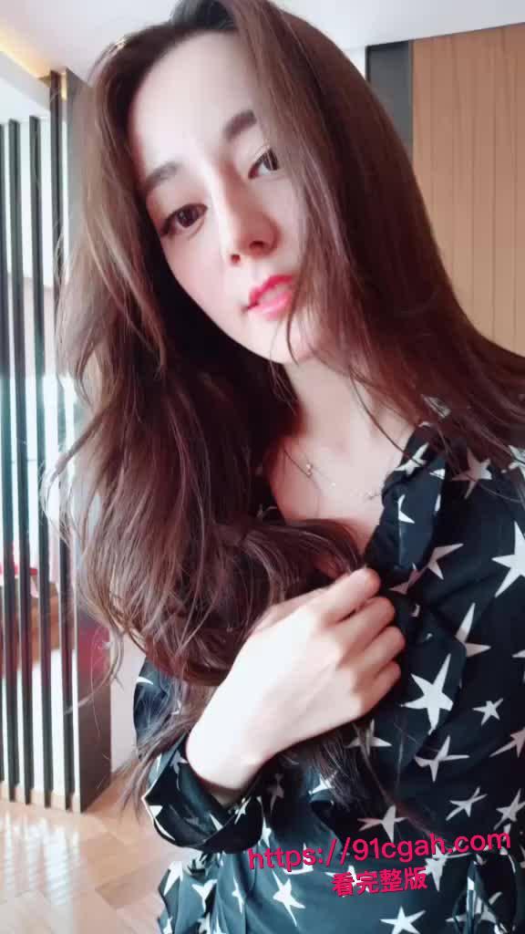 迪丽热巴黄景瑜不雅视频传闻始末:顶流恋情疑云再添猛料?-1