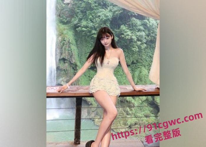 上海超美校花赵琳娜被富豪公子哥分手抛弃，性爱不雅视频曝光 穿黑丝被打桩爆操反差惊人-2