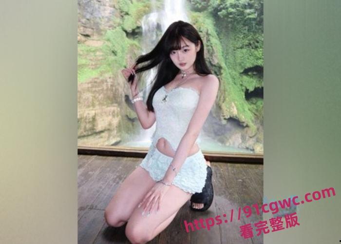 上海超美校花赵琳娜被富豪公子哥分手抛弃，性爱不雅视频曝光 穿黑丝被打桩爆操反差惊人-9