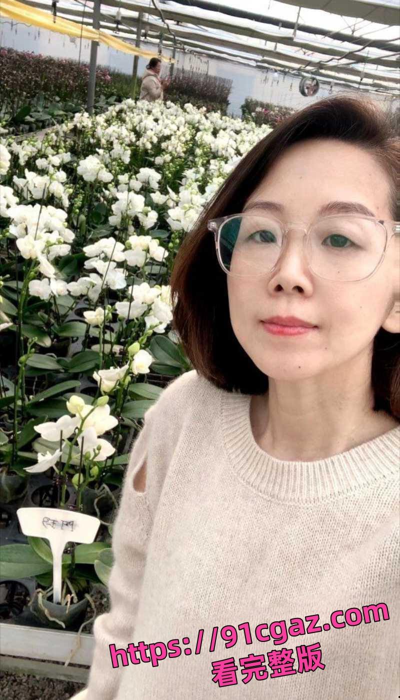 安徽涡阳一小学女校长传出与当地教育局长潜规则的不雅视频-2