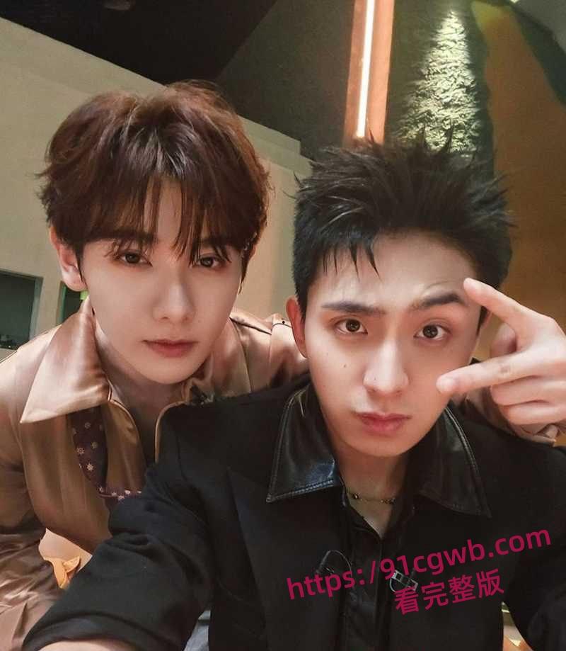 中国男歌手焦迈奇gay圈天菜被资方大佬当狗一样捆绑调教却一脸享受,焦贵妃果然是不同凡响!-4