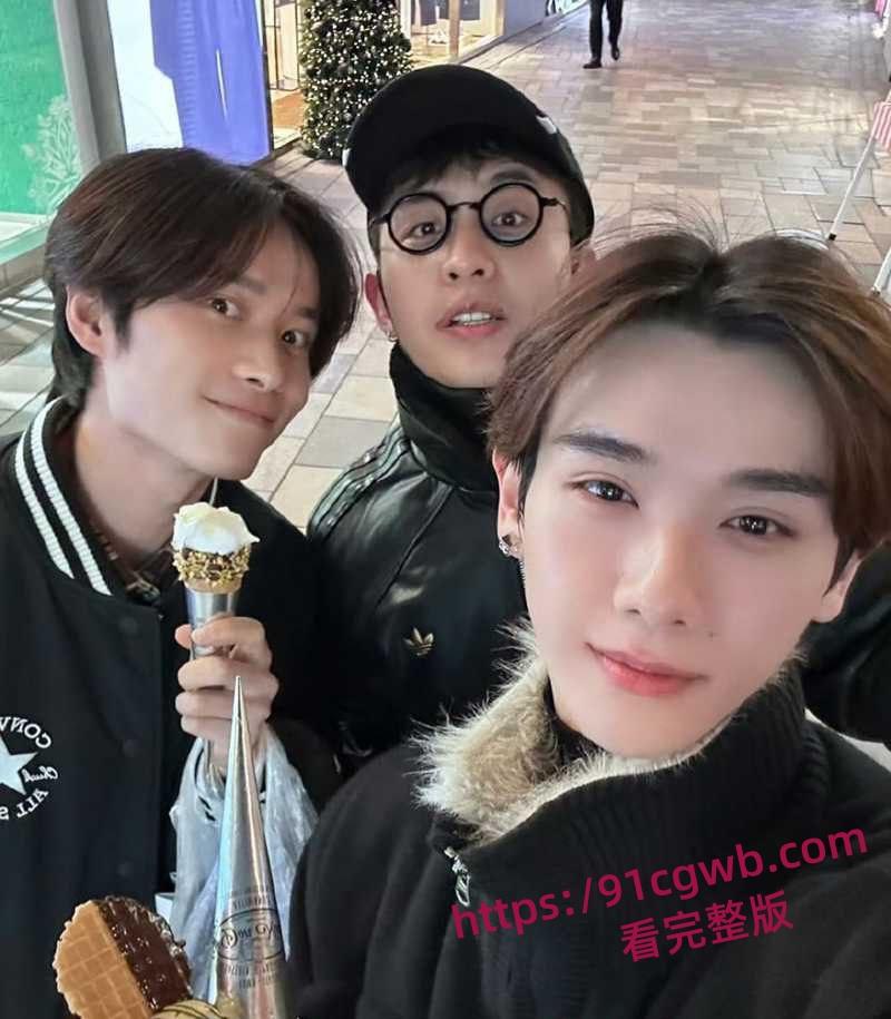 中国男歌手焦迈奇gay圈天菜被资方大佬当狗一样捆绑调教却一脸享受,焦贵妃果然是不同凡响!-6