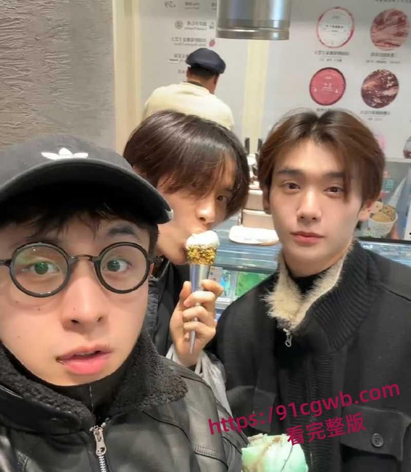 中国男歌手焦迈奇gay圈天菜被资方大佬当狗一样捆绑调教却一脸享受,焦贵妃果然是不同凡响!-8