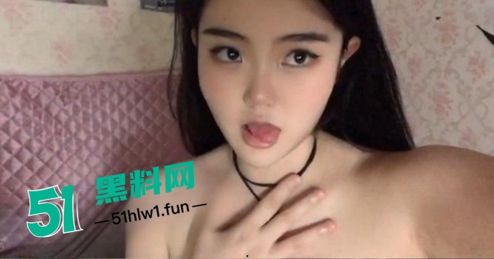 济南职业学院【唐芷瑶】玩反差六的批爆,表面清纯背地骚,制服口爆内射花活全开,最后玩够还找老实人续命?-4