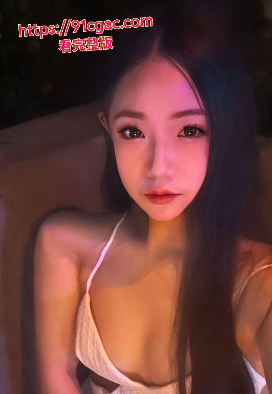 南宁极品模特许佳琪!清纯外表藏火辣,尺度逆天大反差!-1