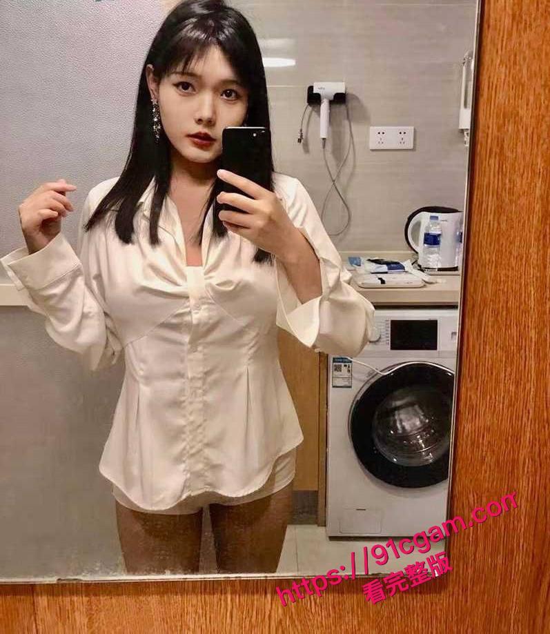 白富美【陈佳涵】与体育生开房视频曝光, 激烈打桩速度堪比炮机!-3