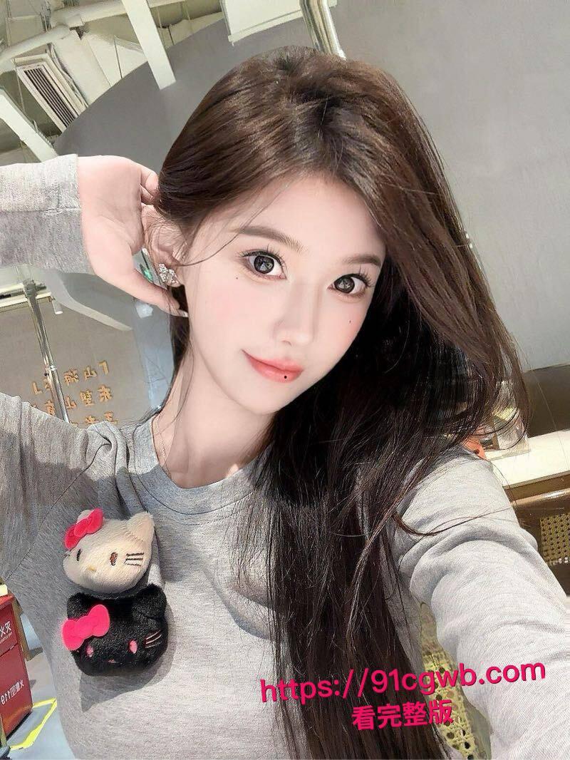 反差婊母狗女友口活乳交双杀!沙发上张腿漏鸡吧,全程伺候射到停不下来,精液喷满!-6