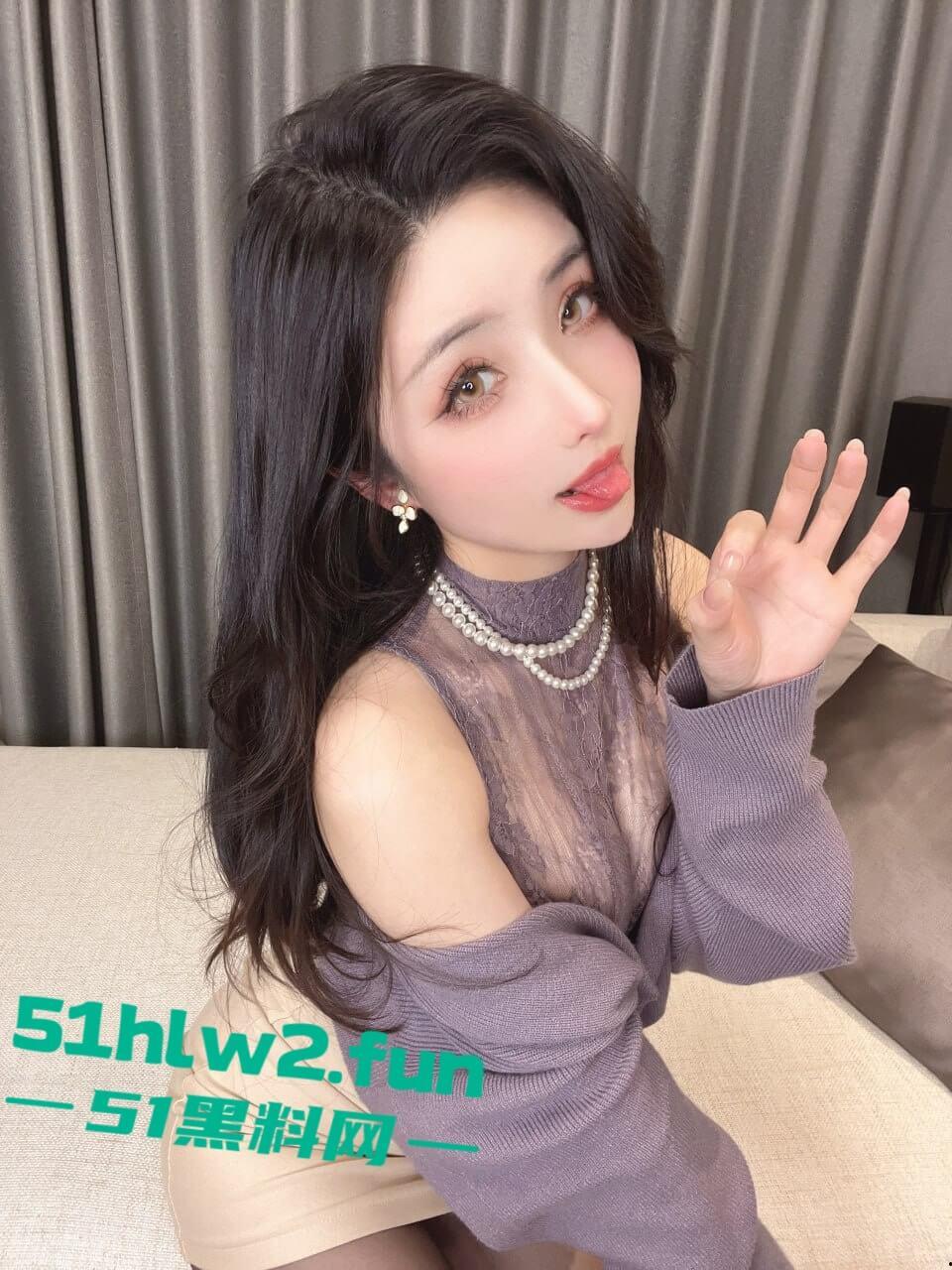 情人节特别限定,巨颤的蜜桃好臀D罩大奶黑丝美腿绝世尤物【凉凉子】 小妈纯欲脸让你射的比德芙还丝滑!-5