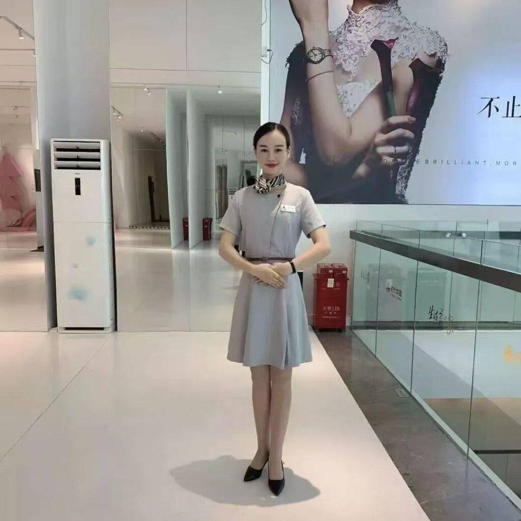 珠海国企KOL华发集团内部客服【卢小专】主动帮主管 “分担压力”，实则色诱上位！被曝 “知三当三”原配怒爆黑料！-11