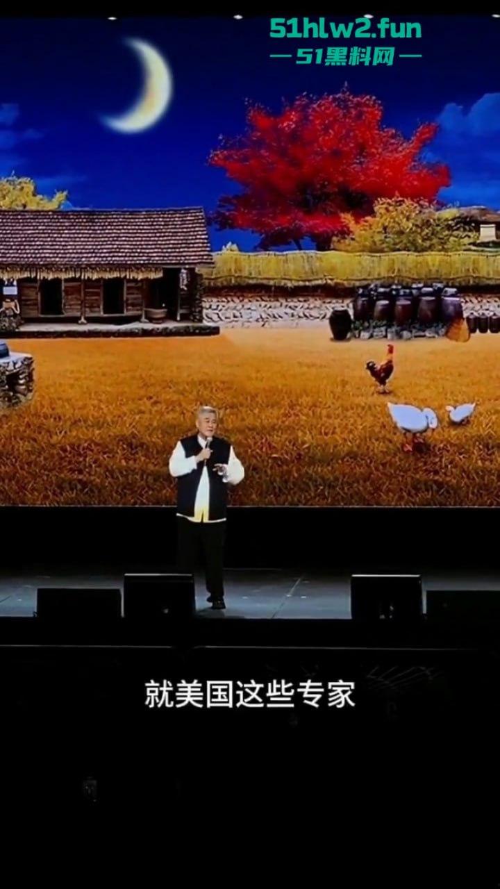 赵本山全球巡回演出在纽约开启第1站，场面宏大人流爆满果然是喜剧之父这影响力杠杠的。-9