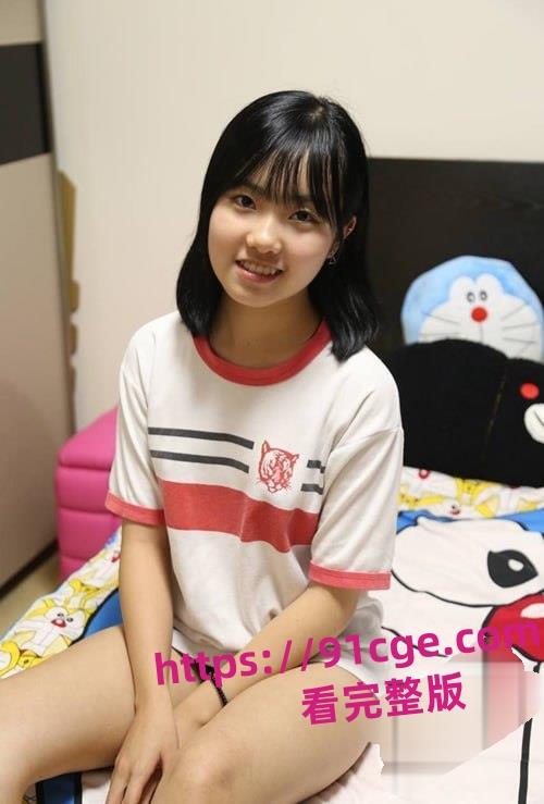 香港呆萌学生妹『陈佳明』被骗酒店拍摄裸体写真!清纯无滤镜极致私密大尺度-1