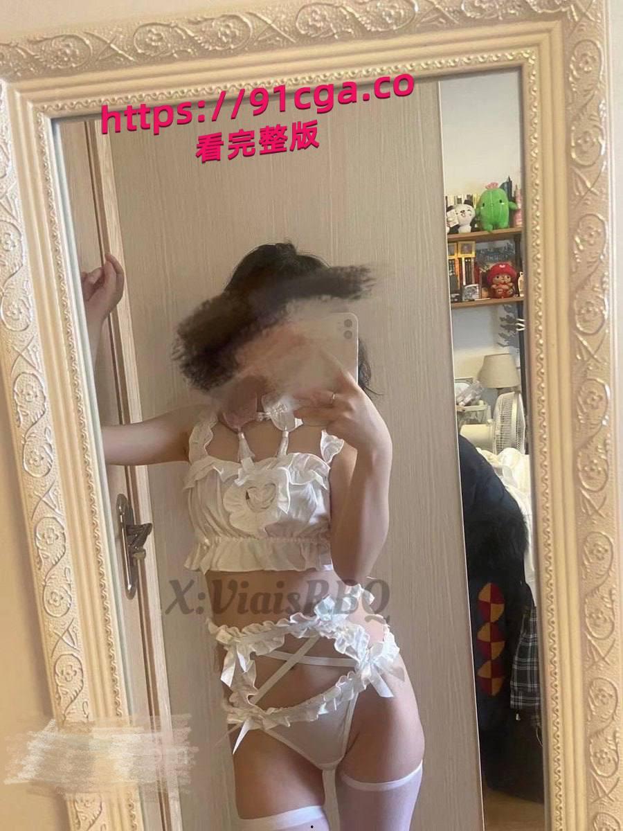 推特反差母狗学生 ShyVia ViaisRBQ刚毕业超级漂亮有气质的大学生小母狗-3