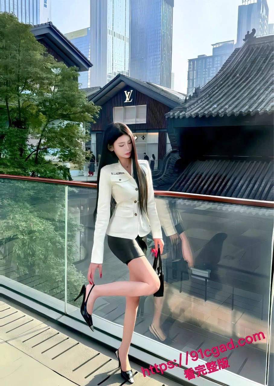 快手性感美女倩倩耶与社会男友不雅视频曝光-1