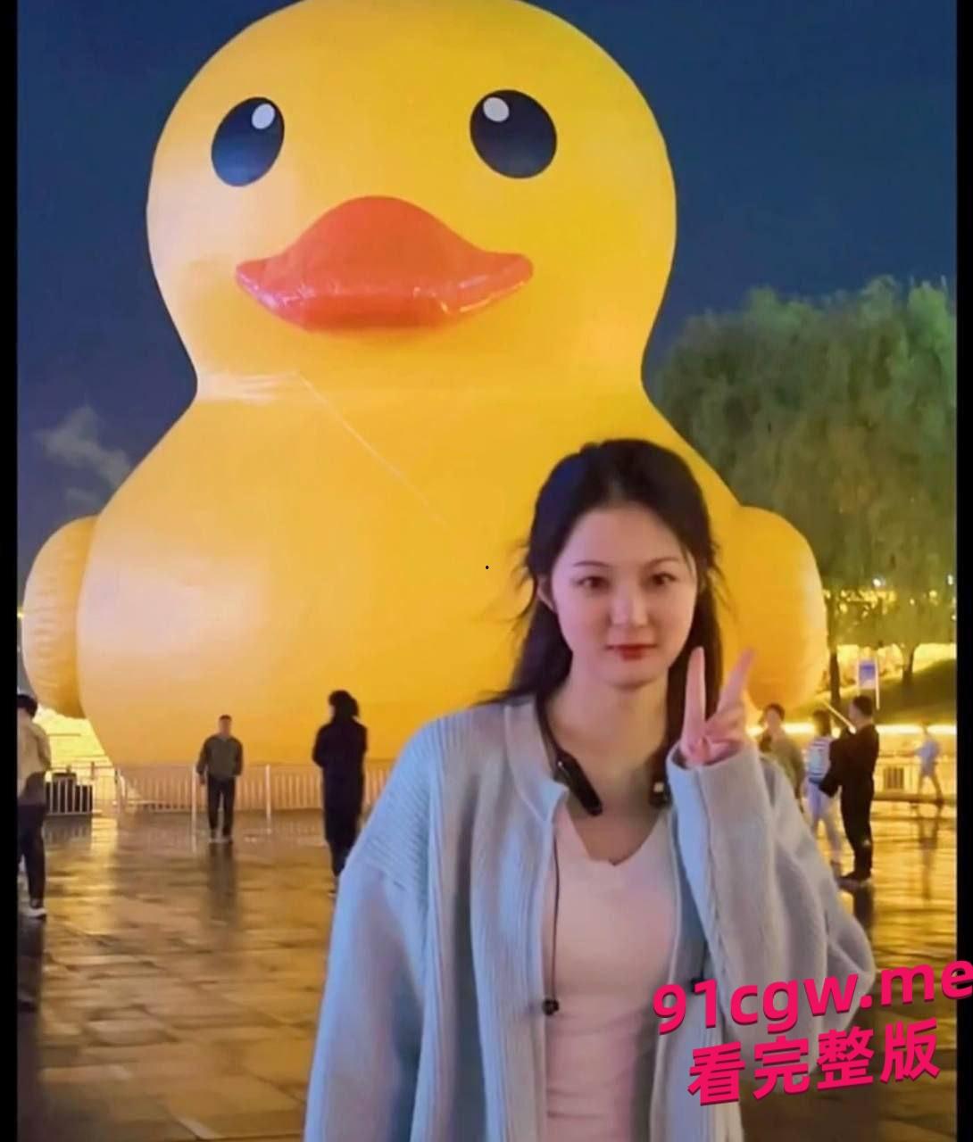 西南医科大学05年的学生妹手机拿去维修,约炮的照片和视频都被发出。#西南医科大学#学生妹#手机维修泄密-3